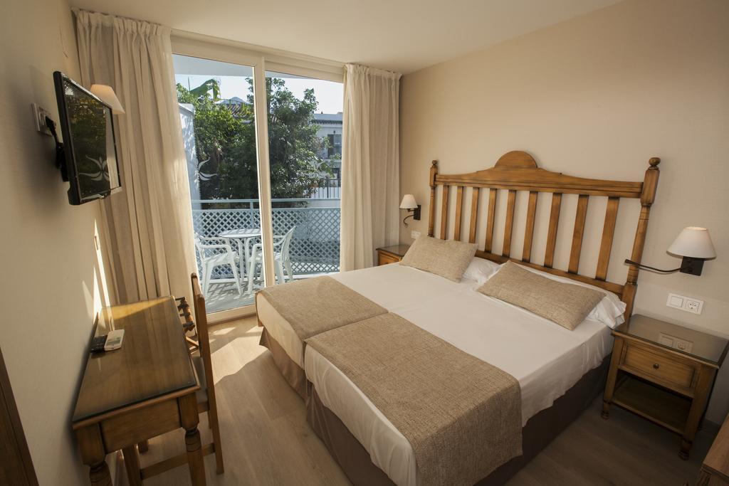 Hotel Villa Flamenca نيرخا المظهر الخارجي الصورة
