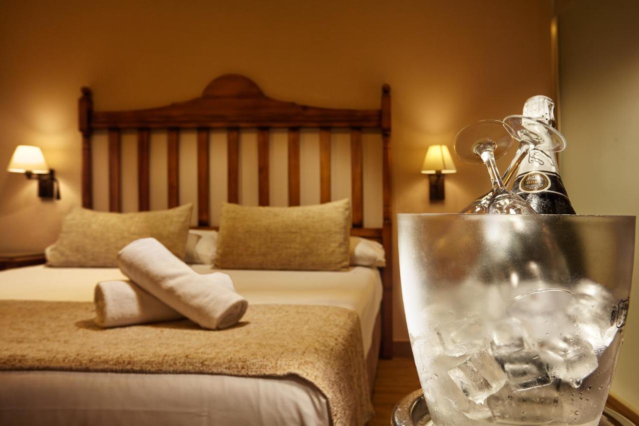 Hotel Villa Flamenca نيرخا المظهر الخارجي الصورة